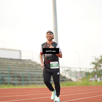 Runner Photo 4543877