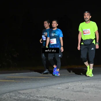 Runner Photo 4544012