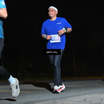 Runner Photo 4544050