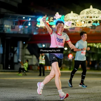 Runner Photo 4544054