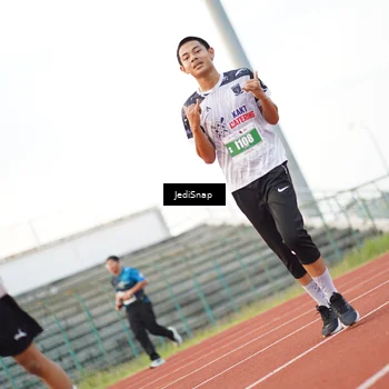 Runner Photo 4544165