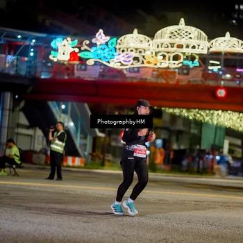 Runner Photo 4544467