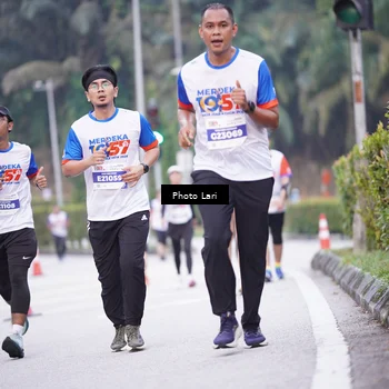 Runner Photo 4544513