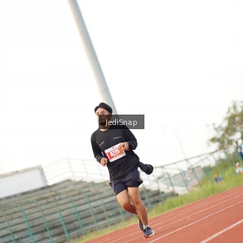 Runner Photo 4545060