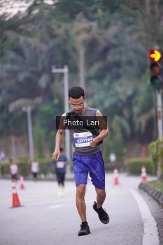 Runner Photo 4545219
