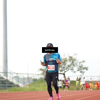Runner Photo 4545221