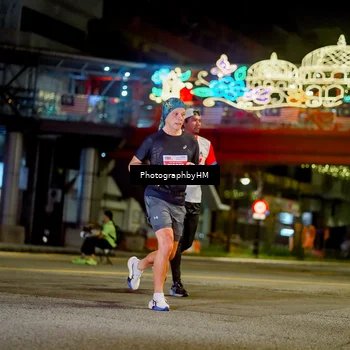 Runner Photo 4545273