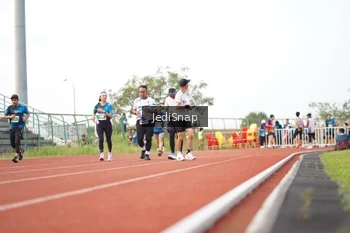 Runner Photo 4545298