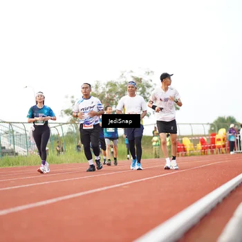 Runner Photo 4545303