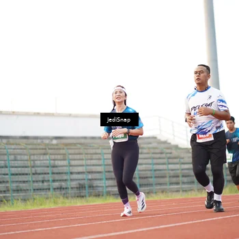 Runner Photo 4545315