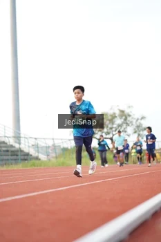 Runner Photo 4545347