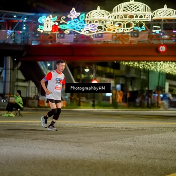 Runner Photo 4545373