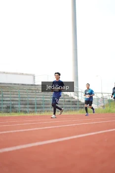 Runner Photo 4545385