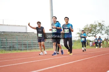 Runner Photo 4545488