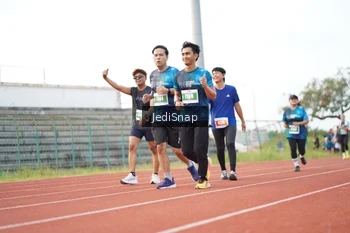 Runner Photo 4545490