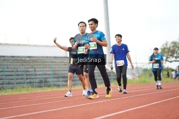 Runner Photo 4545495