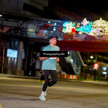 Runner Photo 4545500