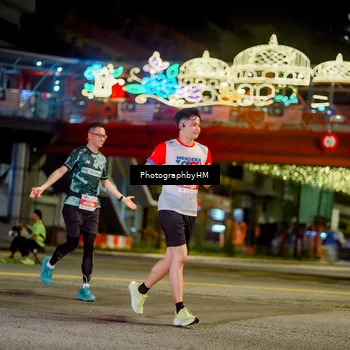 Runner Photo 4545611