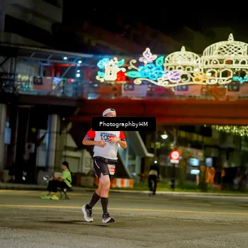 Runner Photo 4545612