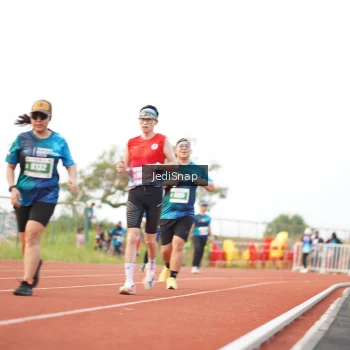 Runner Photo 4545623
