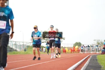 Runner Photo 4545624