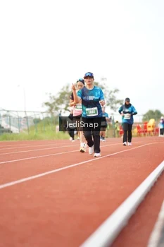 Runner Photo 4545692