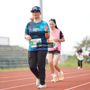 Runner Photo 4545723