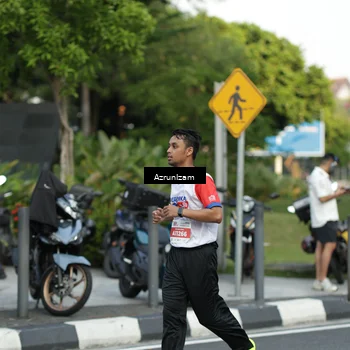 Runner Photo 4546485