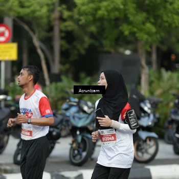 Runner Photo 4546751