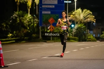 Runner Photo 4547023