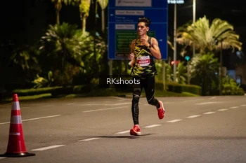 Runner Photo 4547031
