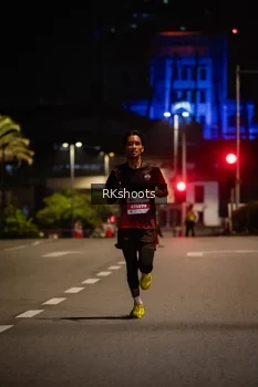 Runner Photo 4547114