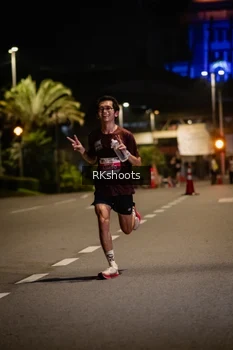 Runner Photo 4547118