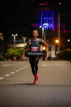 Runner Photo 4547142