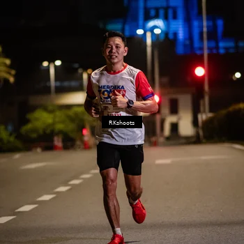Runner Photo 4547393