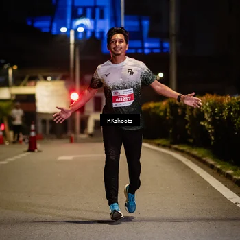 Runner Photo 4548072