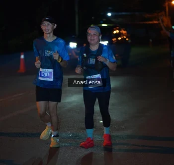 Runner Photo 4548498