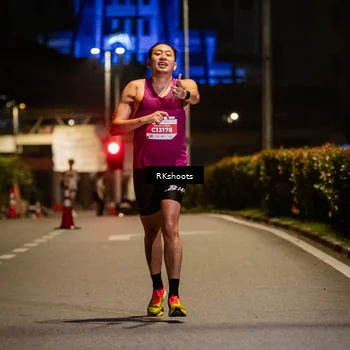 Runner Photo 4548609