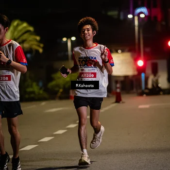 Runner Photo 4548655