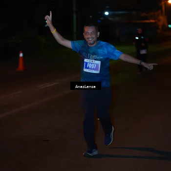 Runner Photo 4548691