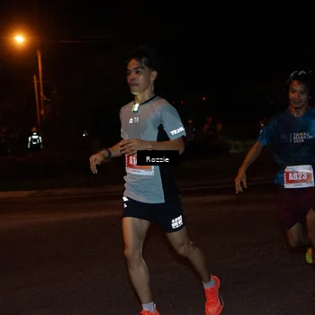 Runner Photo 4548779