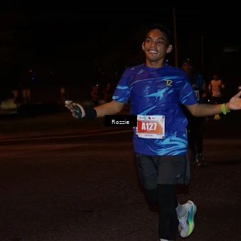 Runner Photo 4548857