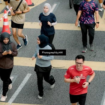 Runner Photo 4551010