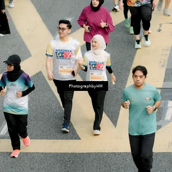 Runner Photo 4551053