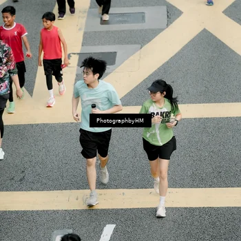 Runner Photo 4551072