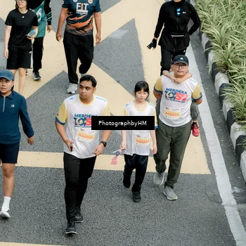 Runner Photo 4551094