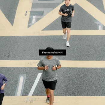 Runner Photo 4551295