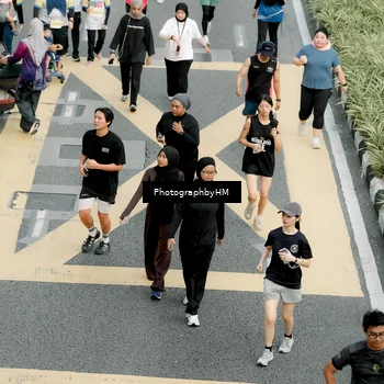 Runner Photo 4551335