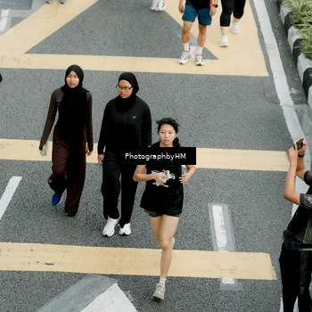 Runner Photo 4551343