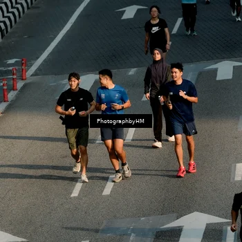 Runner Photo 4551684